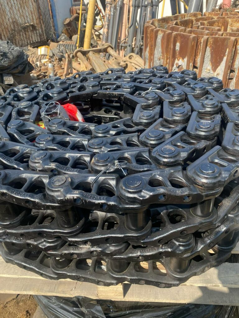 SHANTUI Track Chain Assembly spare parts photo 2