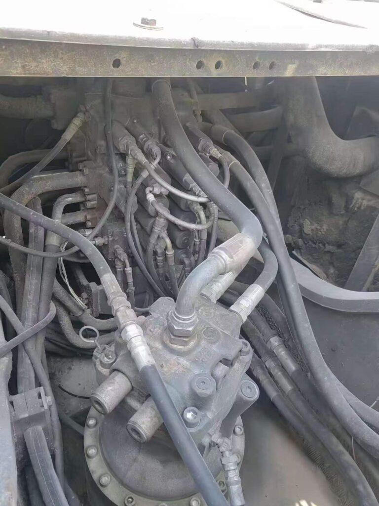 SUMITOMO 210A5 used excavator photo 6