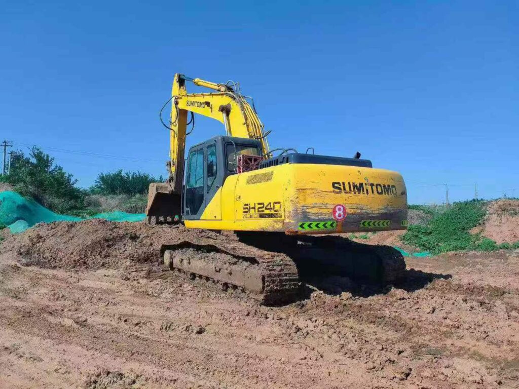 SUMITOMO 240 used excavator photo 1