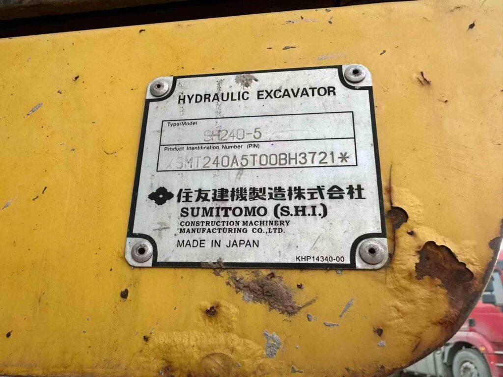 SUMITOMO 240-5 used excavator photo 6
