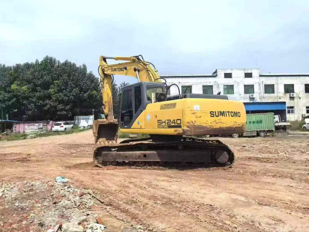 SUMITOMO 240-5 used excavator photo 2