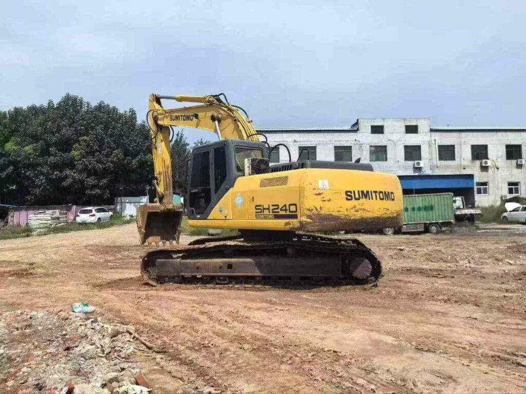 SUMITOMO 240-5 used excavator photo 3