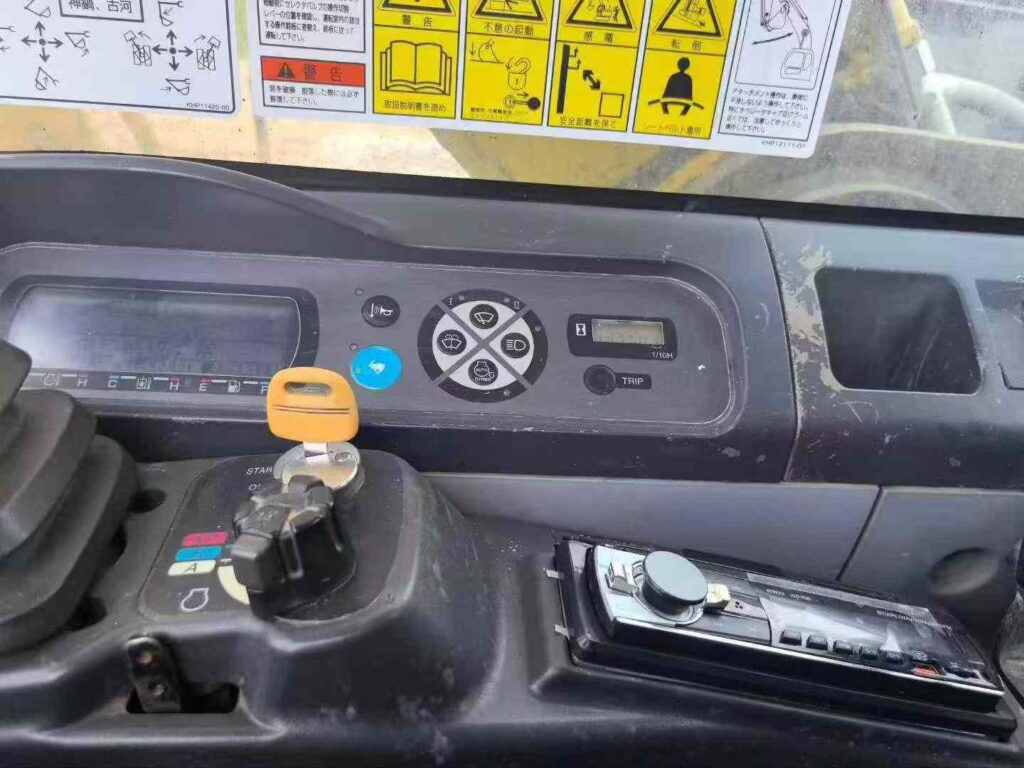 SUMITOMO 240-5 used excavator photo 9