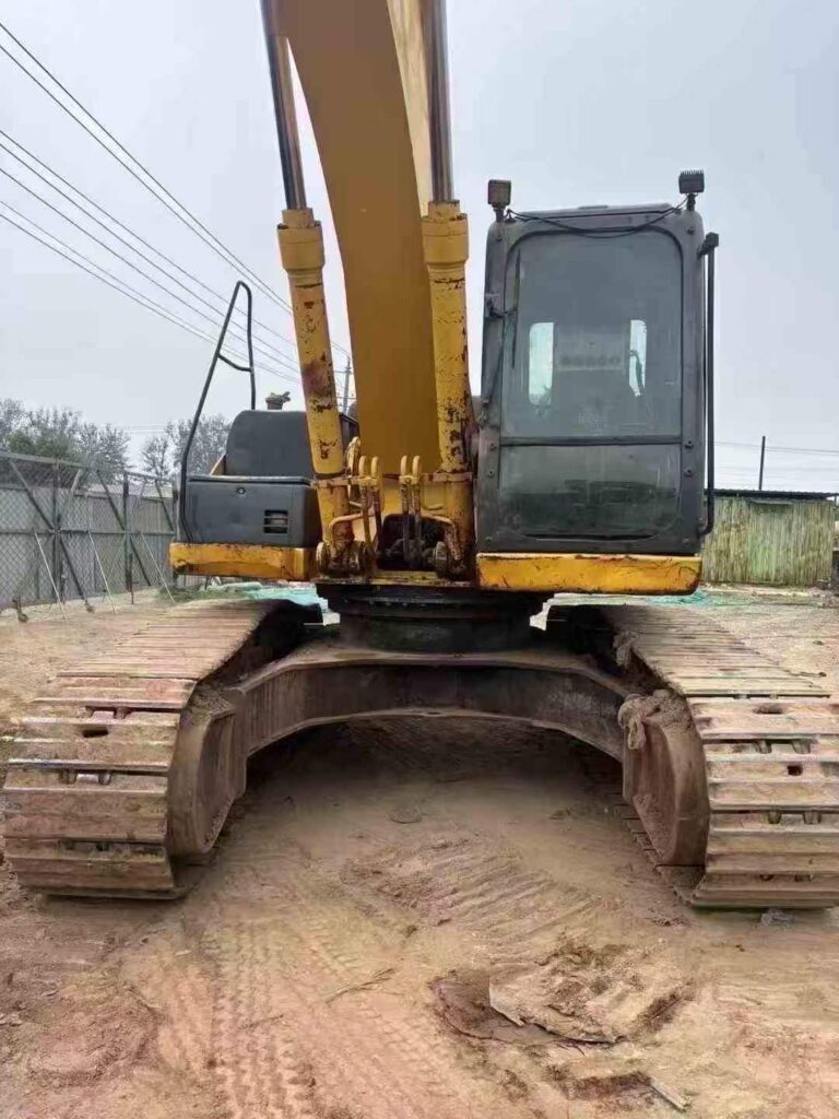 SUMITOMO 300 used excavator photo 2