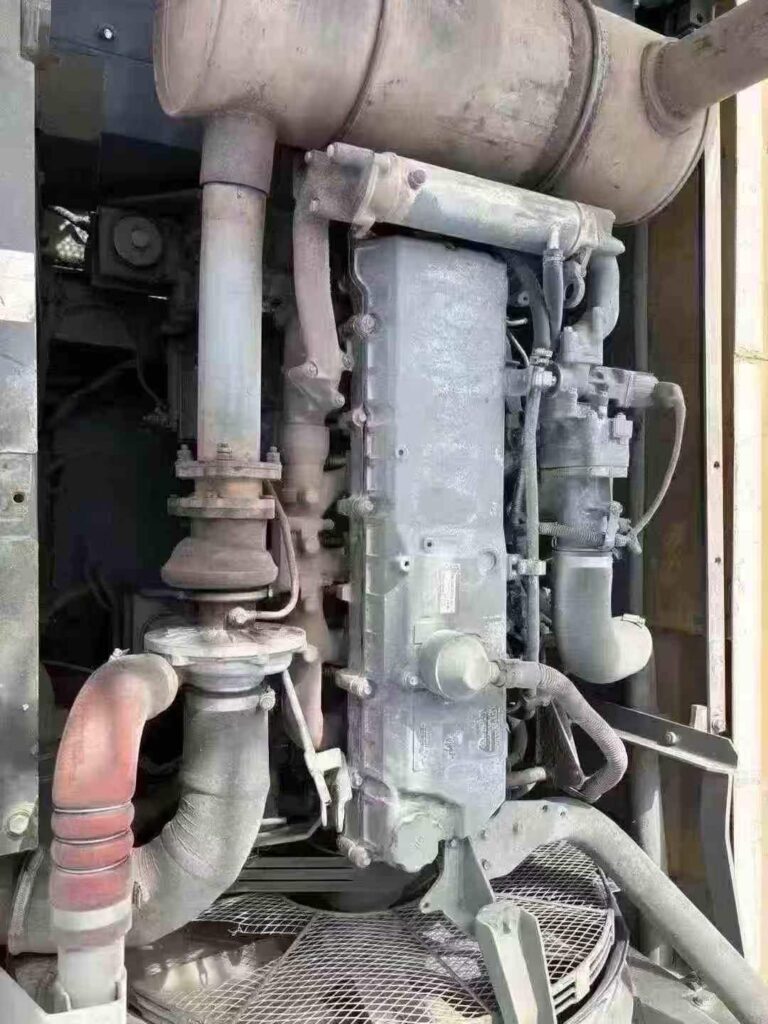 SUMITOMO 300 used excavator photo 4