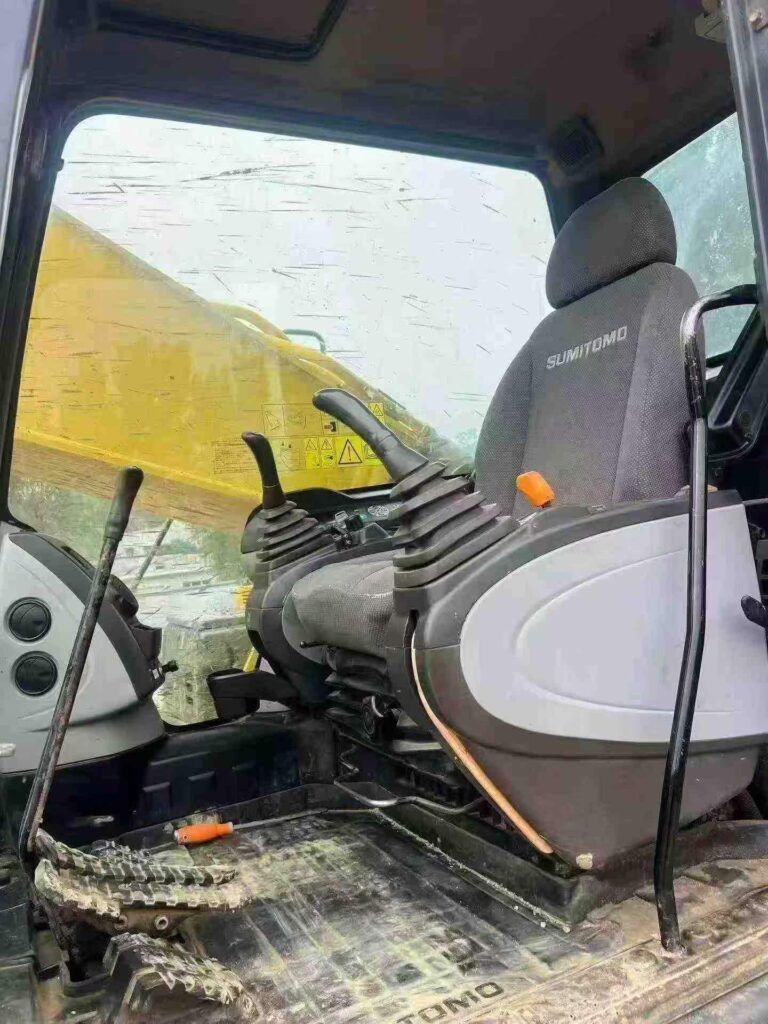 SUMITOMO 350 used excavator photo 9