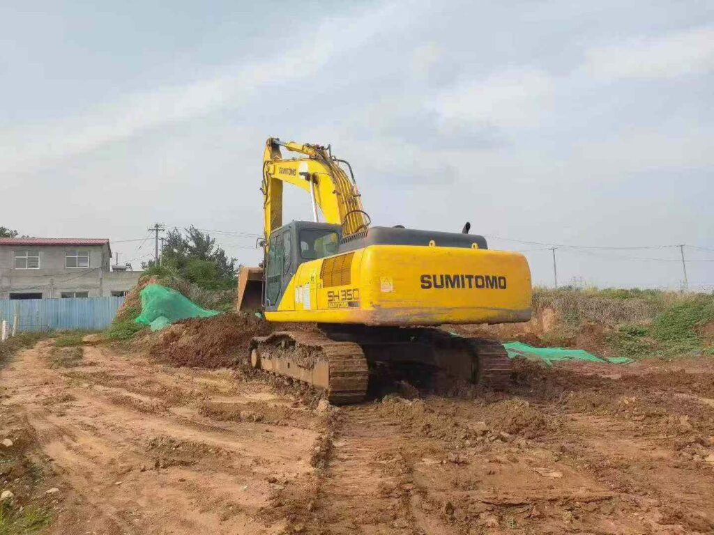 SUMITOMO 350 used excavator photo 2