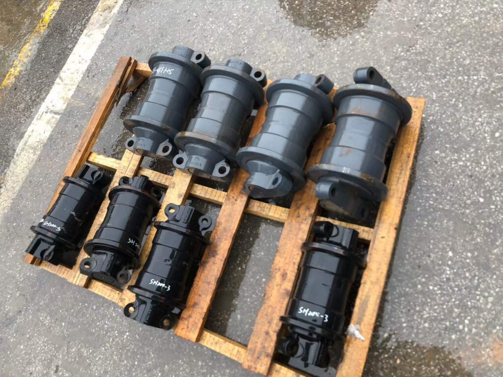 SUMITOMO 350, SUMITOMO 210, SUMITOMO 240 Track Roller spare parts photo 6