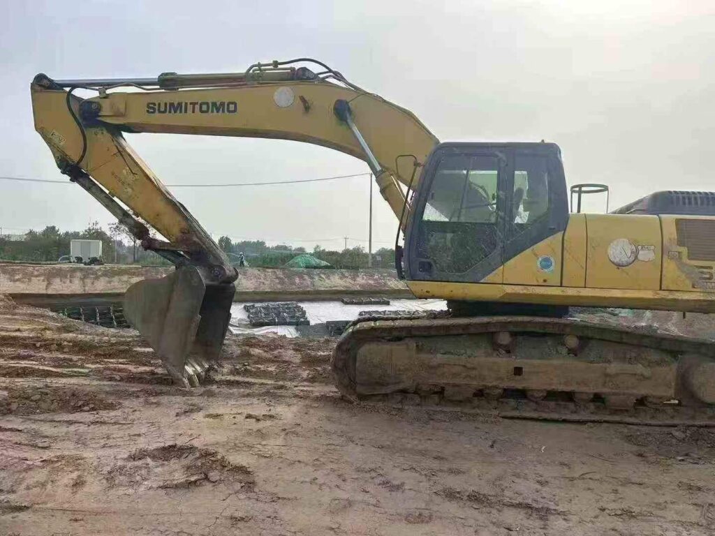 SUMITOMO 360 used excavator photo 2