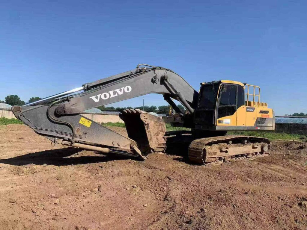 VOLVO EC300DL used excavator photo 1