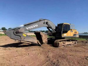 VOLVO EC300DL used excavator photo 1