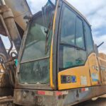 VOLVO 480 Cab / Body Parts spare parts photo 2
