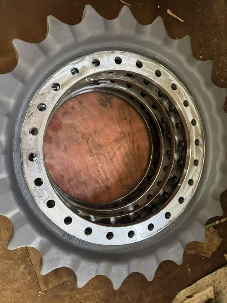 VOLVO 500 Drive Sprocket / Drive Gear spare parts photo 2
