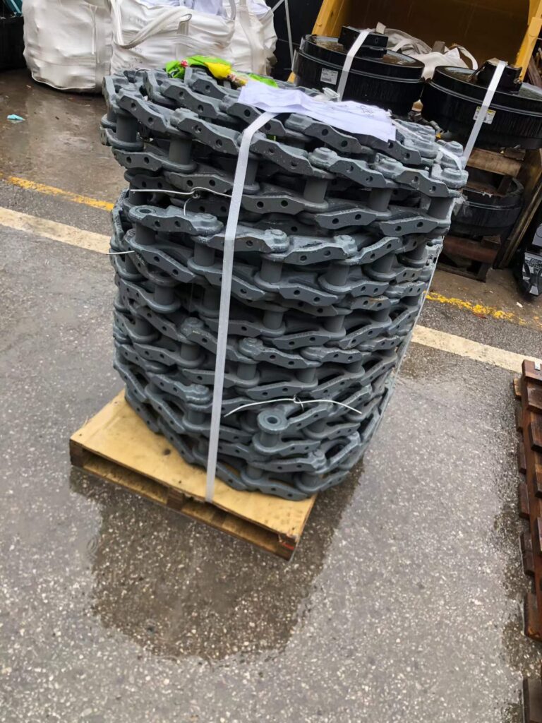 VOLVO 55, VOLVO 60, VOLVO 210, DOOSAN 55 Drive Sprocket / Drive Gear spare parts photo 6