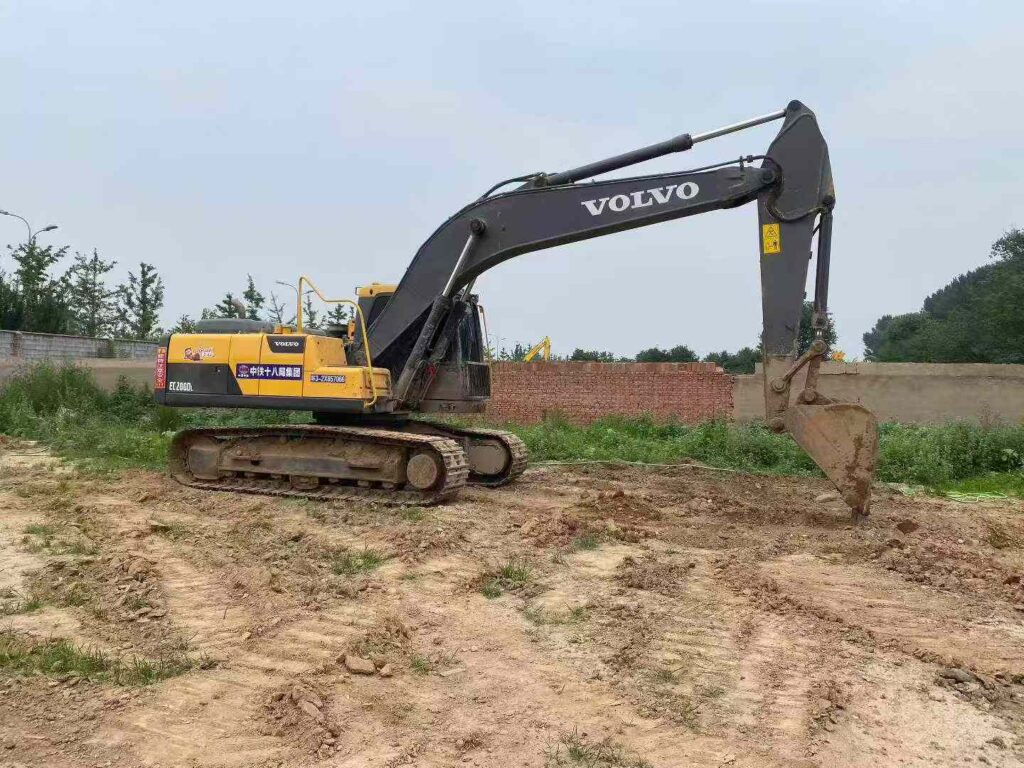VOLVO EC200DL used excavator photo 1