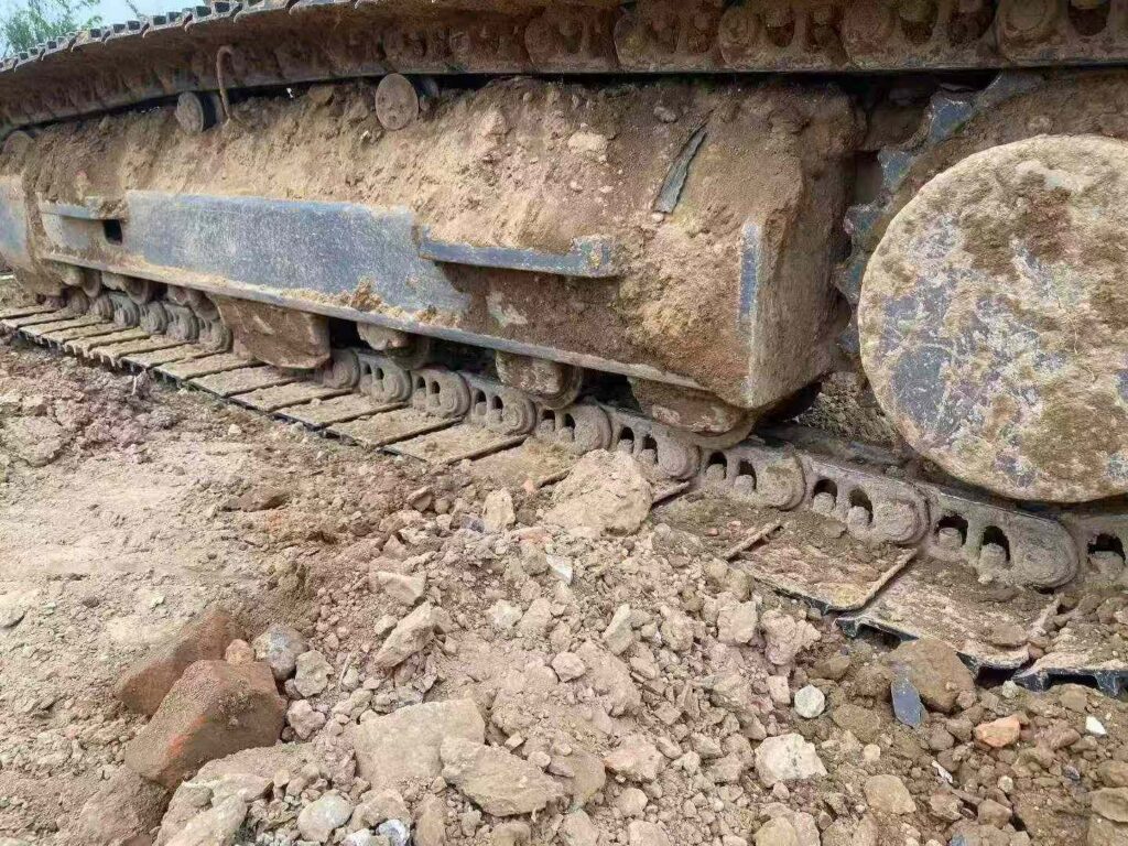 VOLVO EC200DL used excavator photo 8