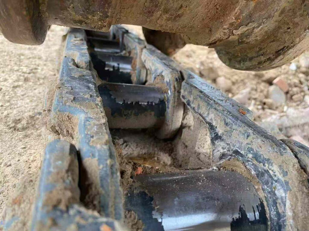 VOLVO EC200DL used excavator photo 9