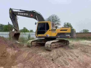 VOLVO EC290 used excavator photo 1