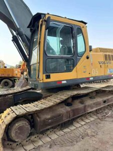 VOLVO EC290 used excavator photo 1