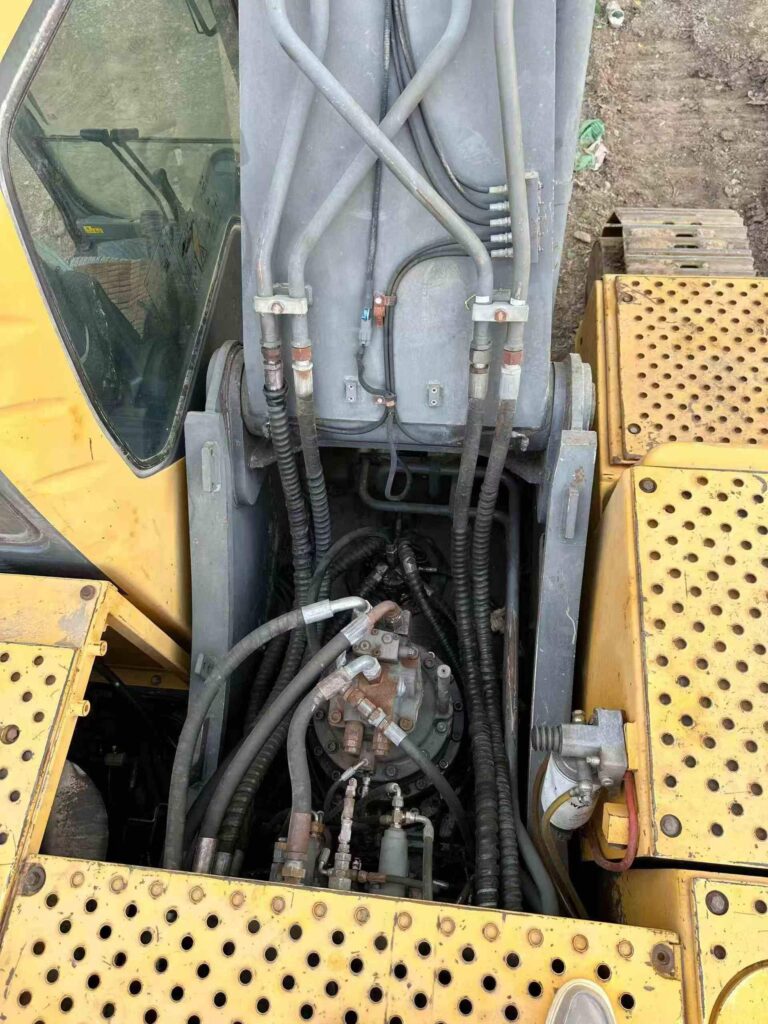 VOLVO EC290 used excavator photo 4