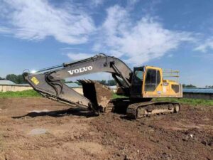 VOLVO EC290DL used excavator photo 1