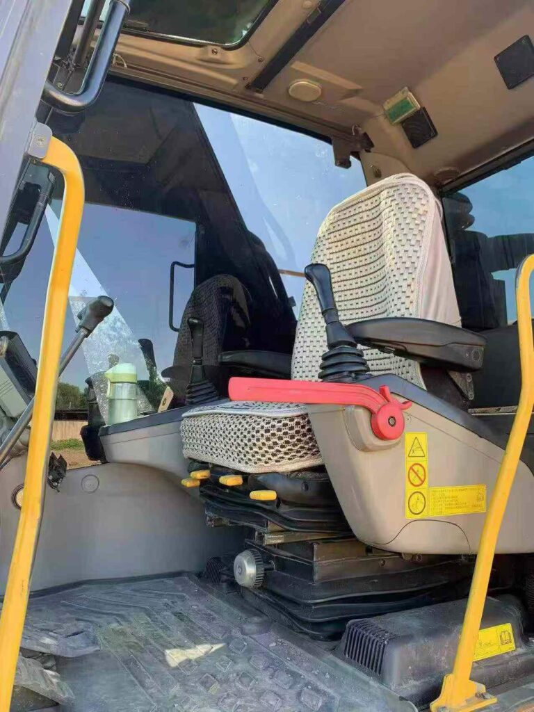 VOLVO EC300DL used excavator photo 5