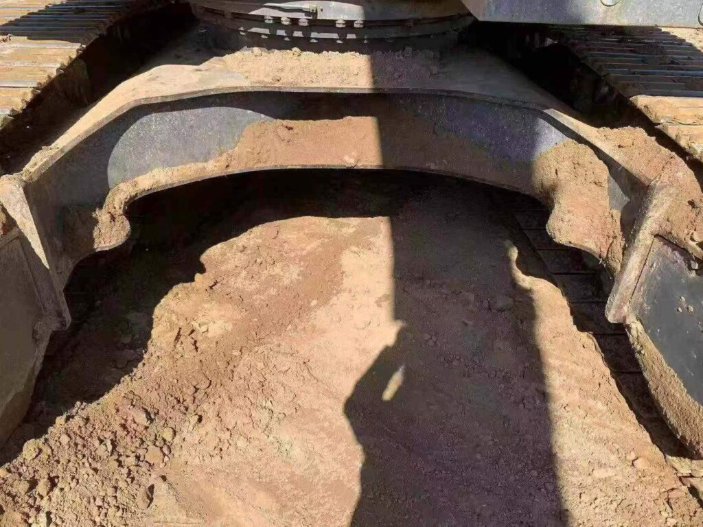 VOLVO EC300DL used excavator photo 9