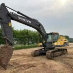 VOLVO EC350 used excavator photo 3