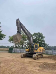 VOLVO EC360 used excavator photo 1