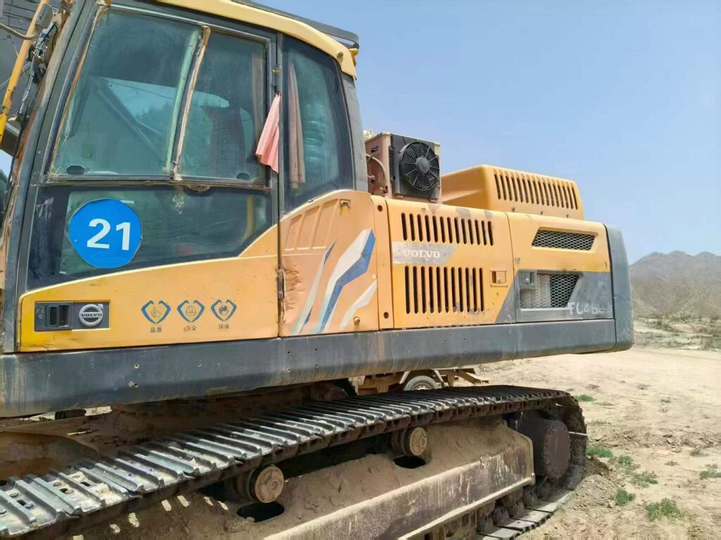 VOLVO EC380 used excavator photo 1