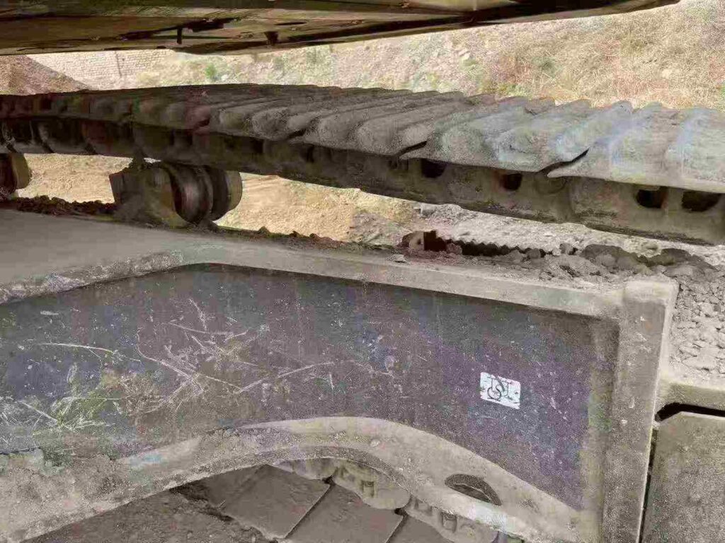 VOLVO EC380 used excavator photo 8