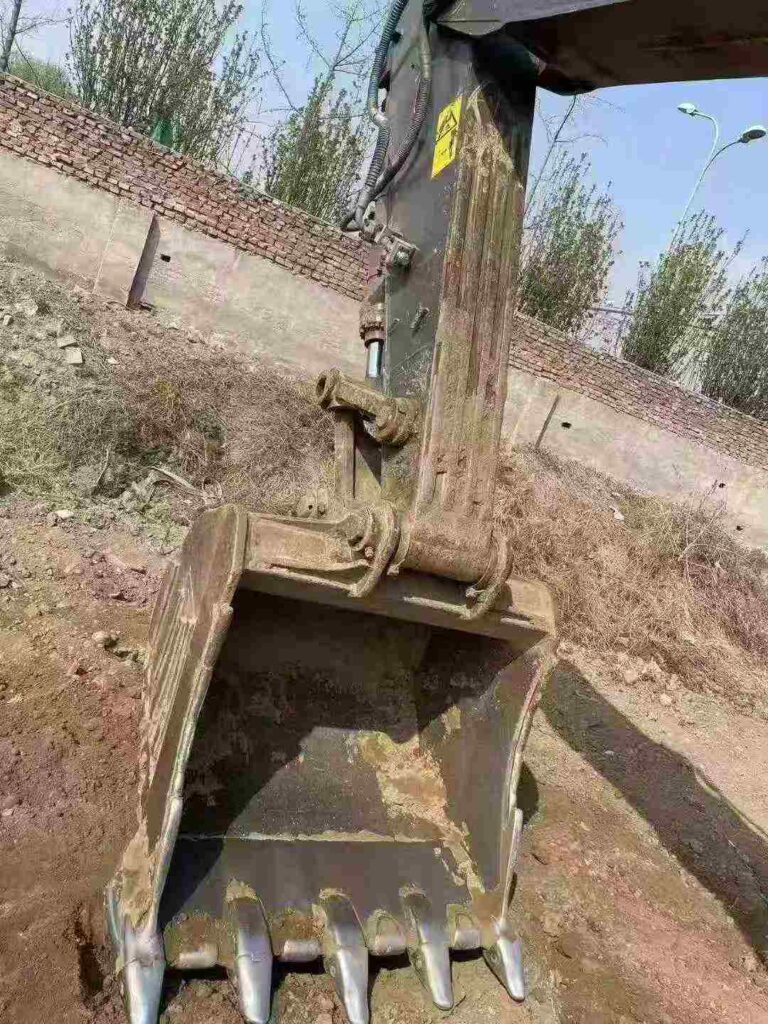 VOLVO EC380 used excavator photo 9