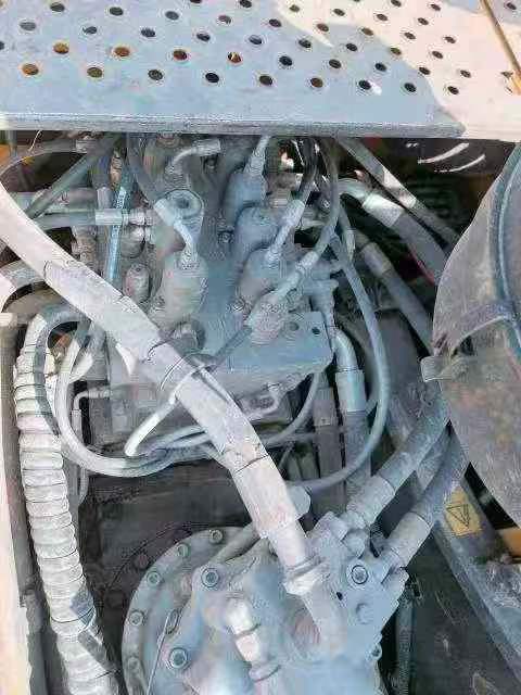VOLVO EC380 used excavator photo 9
