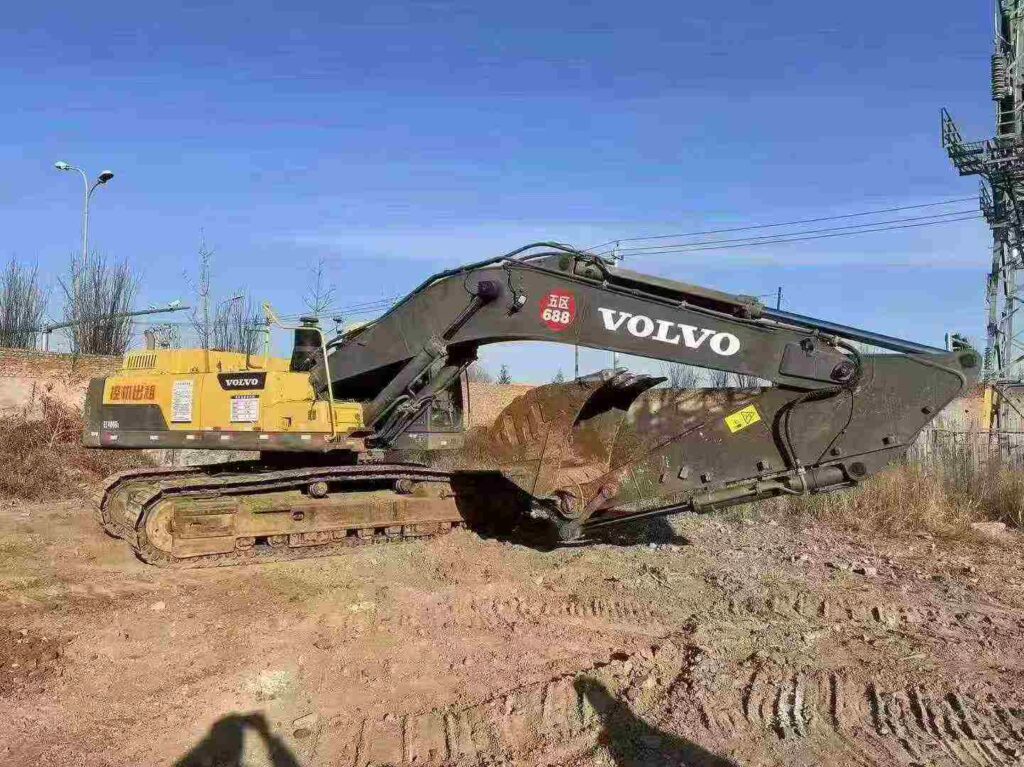 VOLVO EC480 used excavator photo 2