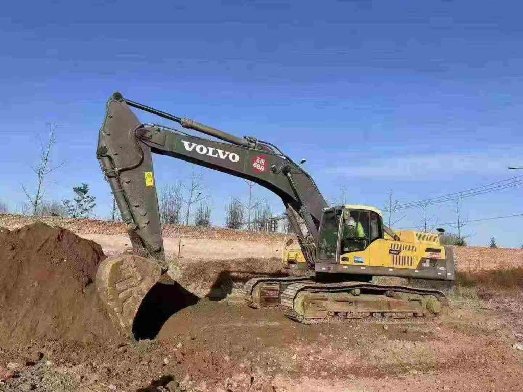 VOLVO EC480 used excavator photo 3