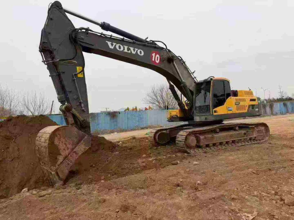 VOLVO EC480D used excavator photo 4