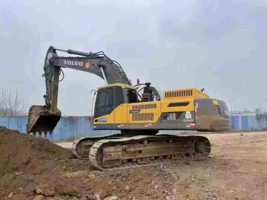 VOLVO EC480D used excavator photo 1