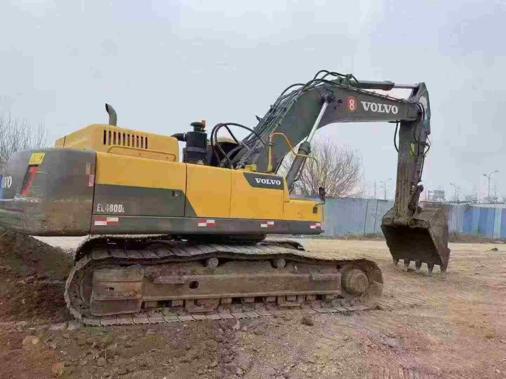 VOLVO EC480D used excavator photo 2
