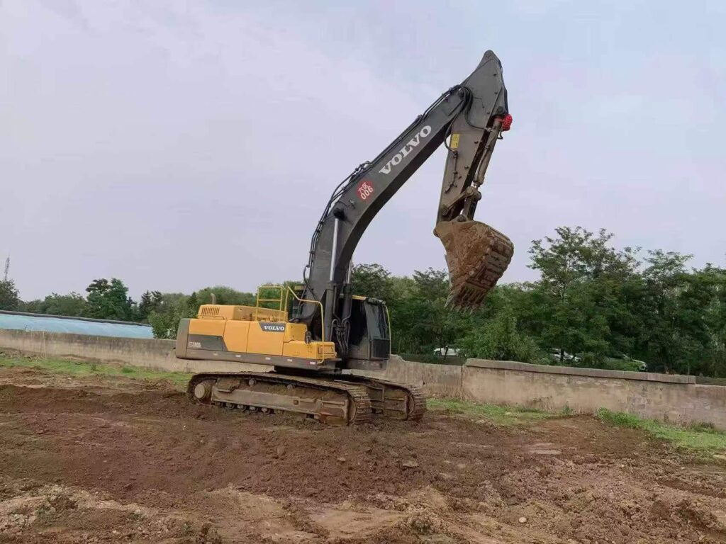 VOLVO EC480DL used excavator photo 4