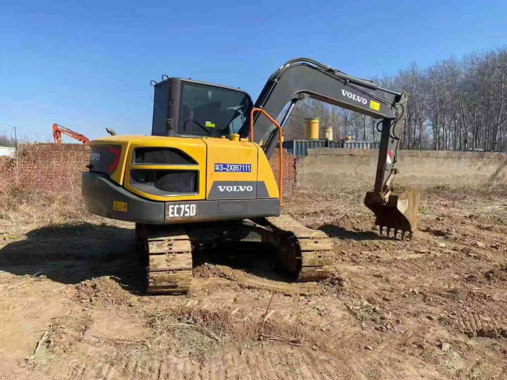 VOLVO EC75DL used excavator photo 6