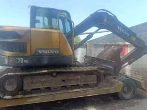 VOLVO EC80 used excavator photo 1