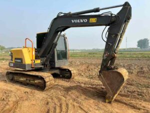 VOLVO EC80 used excavator photo 1