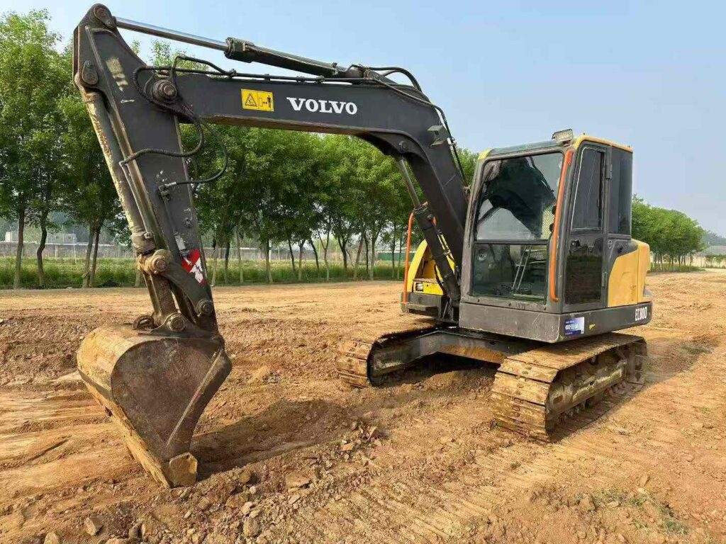 VOLVO EC80 used excavator photo 3