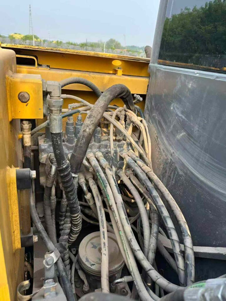 VOLVO EC80 used excavator photo 5