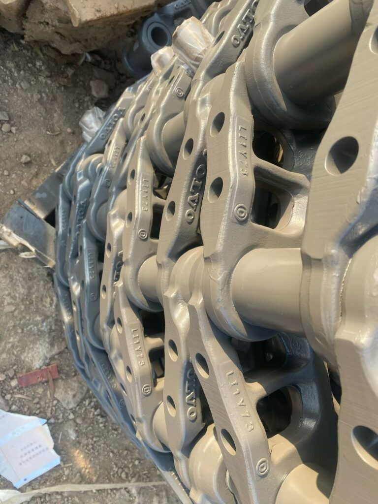 VOLVO, SDLG Track Chain Assembly spare parts photo 2