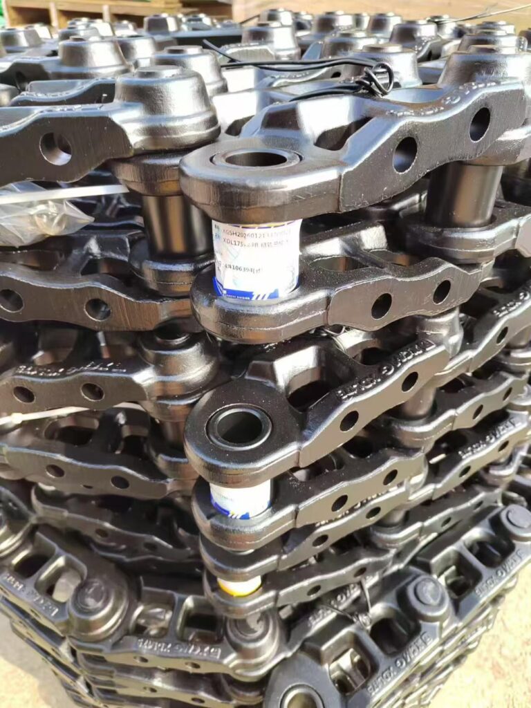XCMG 135 Undercarriage Parts spare parts photo 3