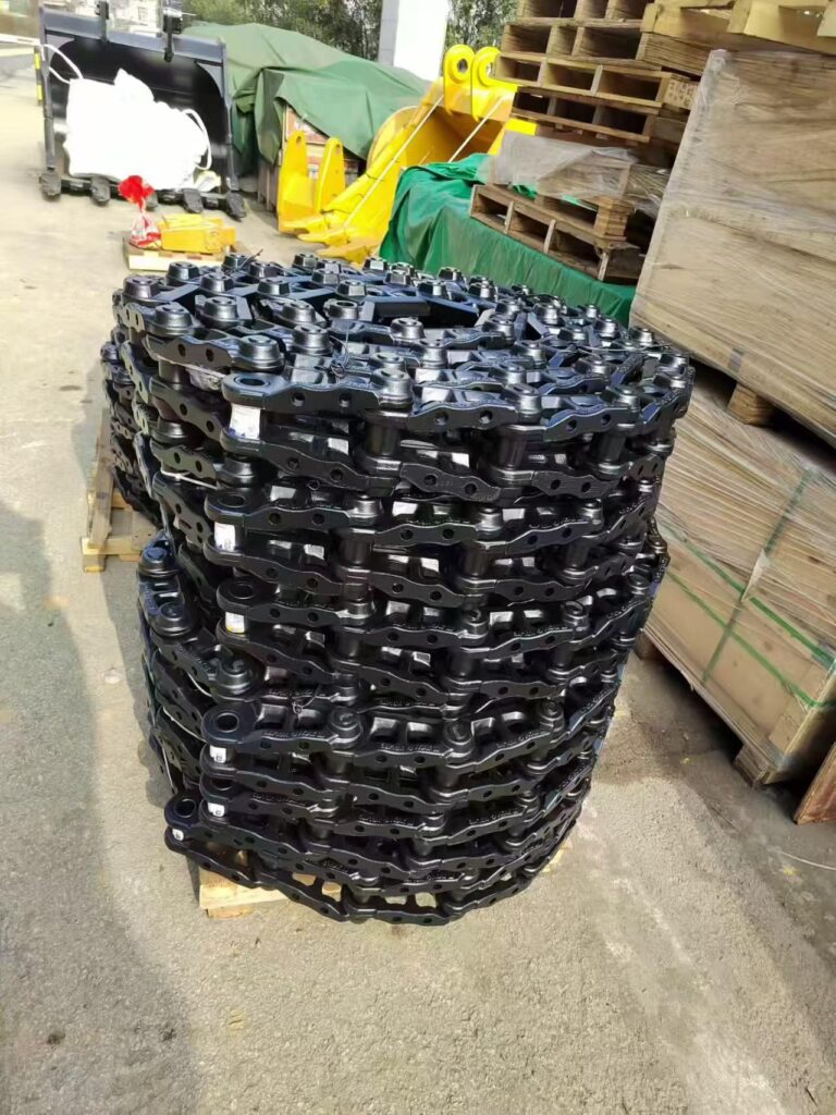 XCMG 135 Undercarriage Parts spare parts photo 4