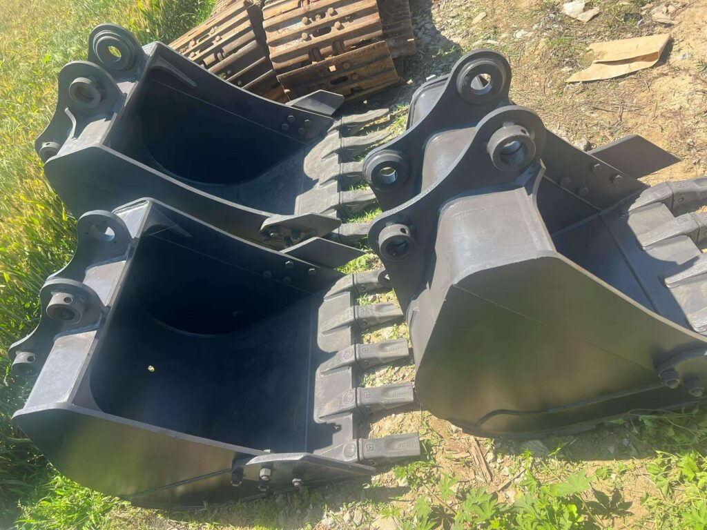 XCMG 75 Excavator Bucket spare parts photo 4