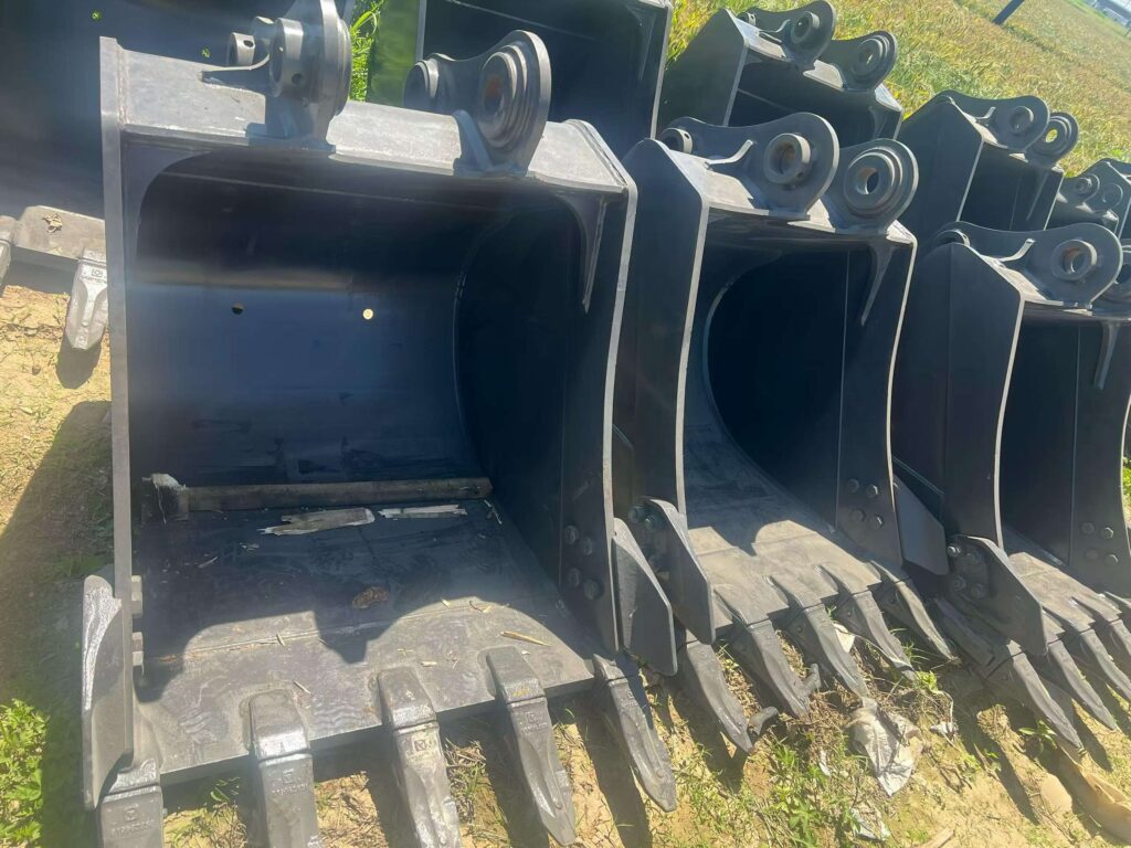 XCMG 75 Excavator Bucket spare parts photo 5