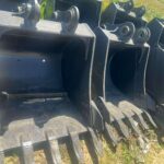 XCMG 75 Excavator Bucket spare parts photo 5